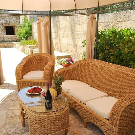 Villa Verde Villa *